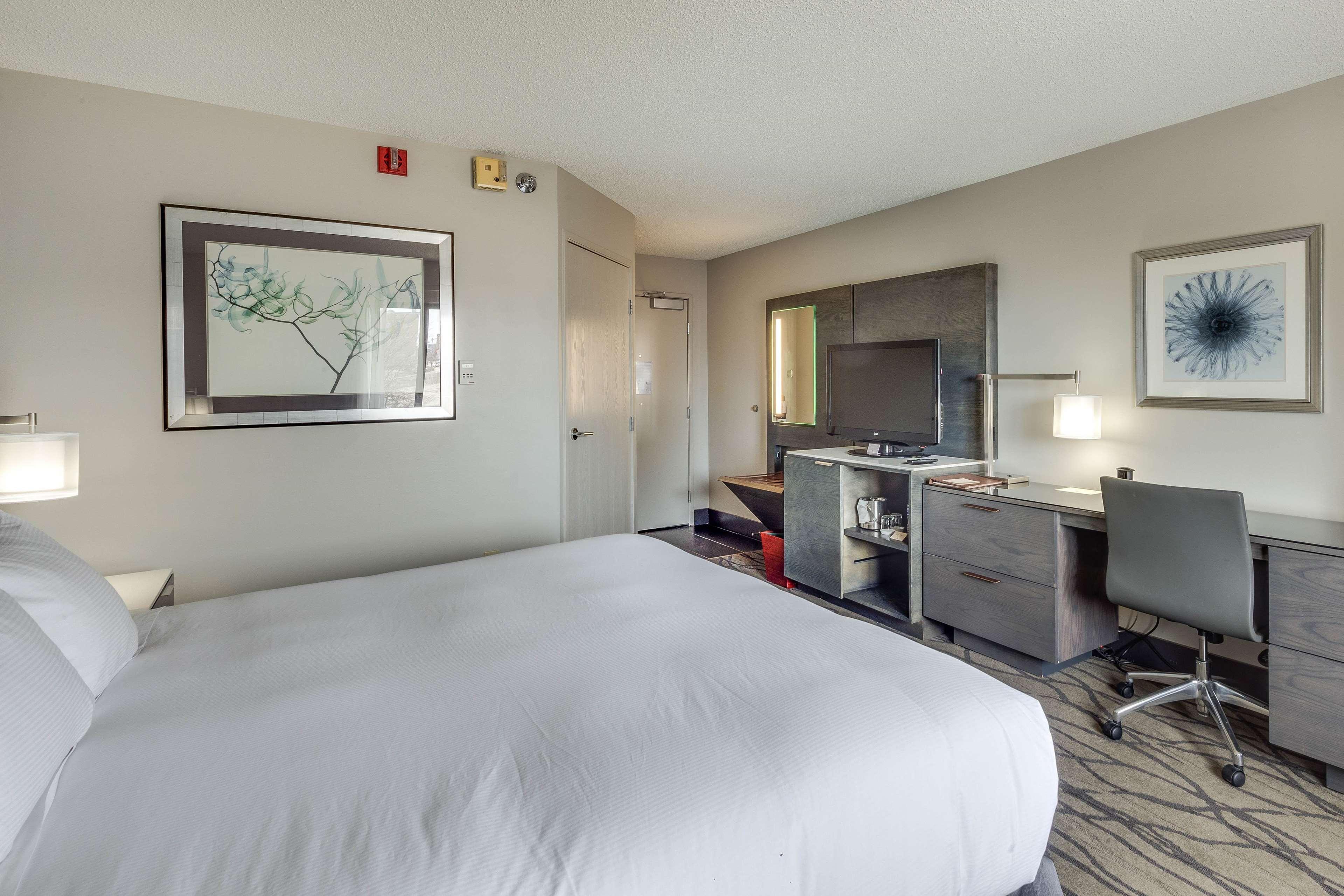 Doubletree By Hilton Racine Harbourwalk Hotel Exterior foto
