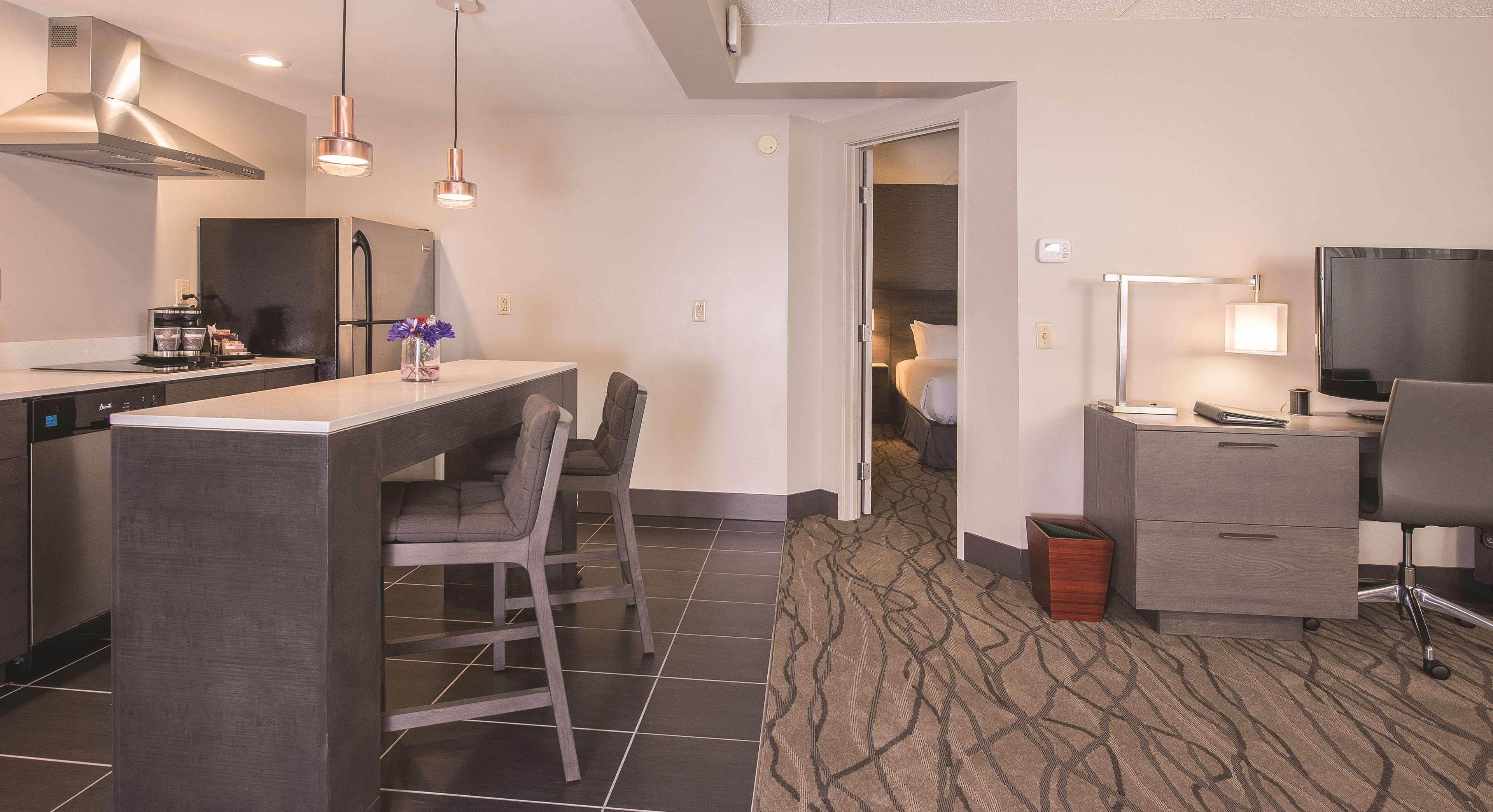 Doubletree By Hilton Racine Harbourwalk Hotel Exterior foto