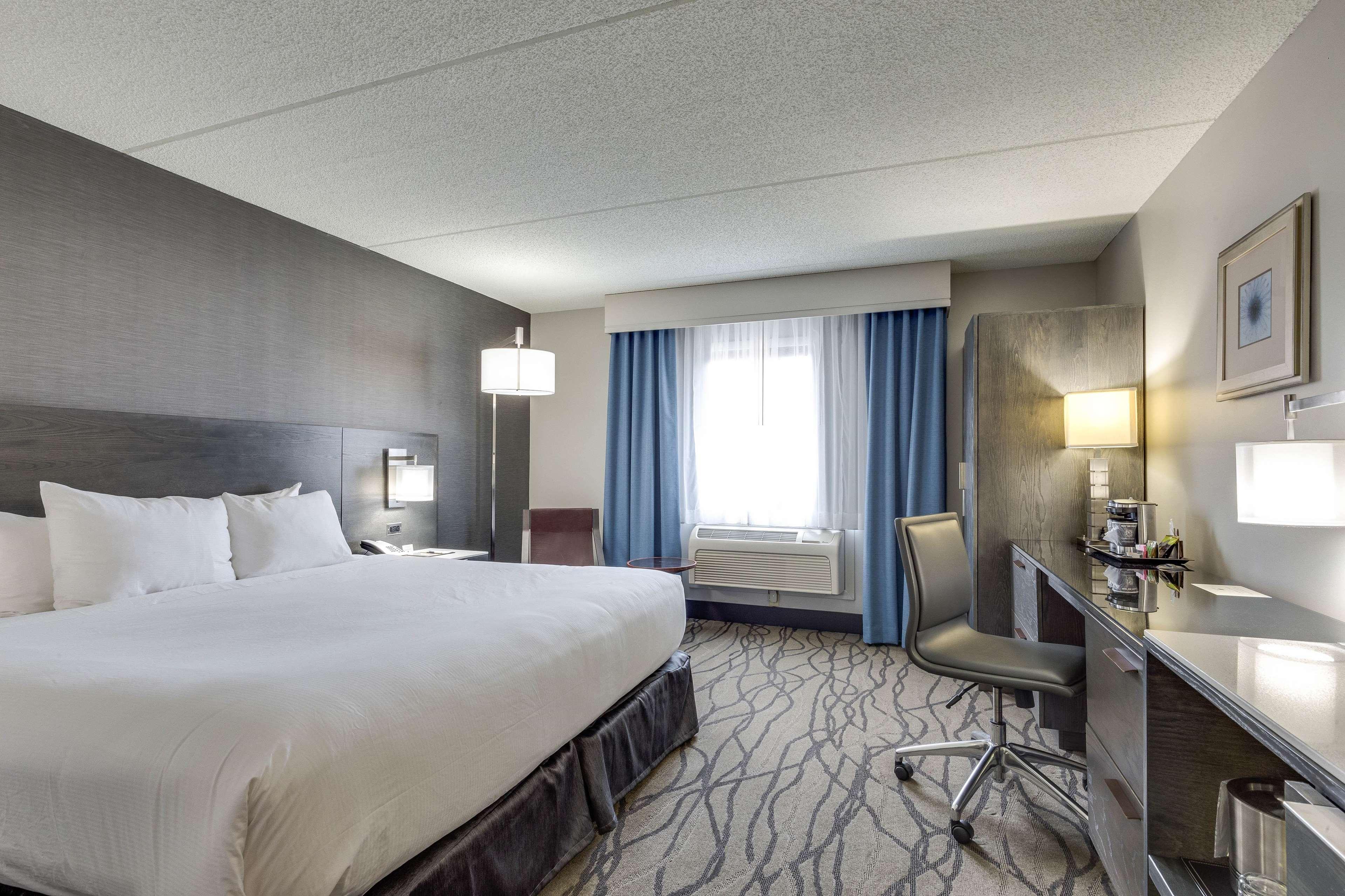 Doubletree By Hilton Racine Harbourwalk Hotel Exterior foto