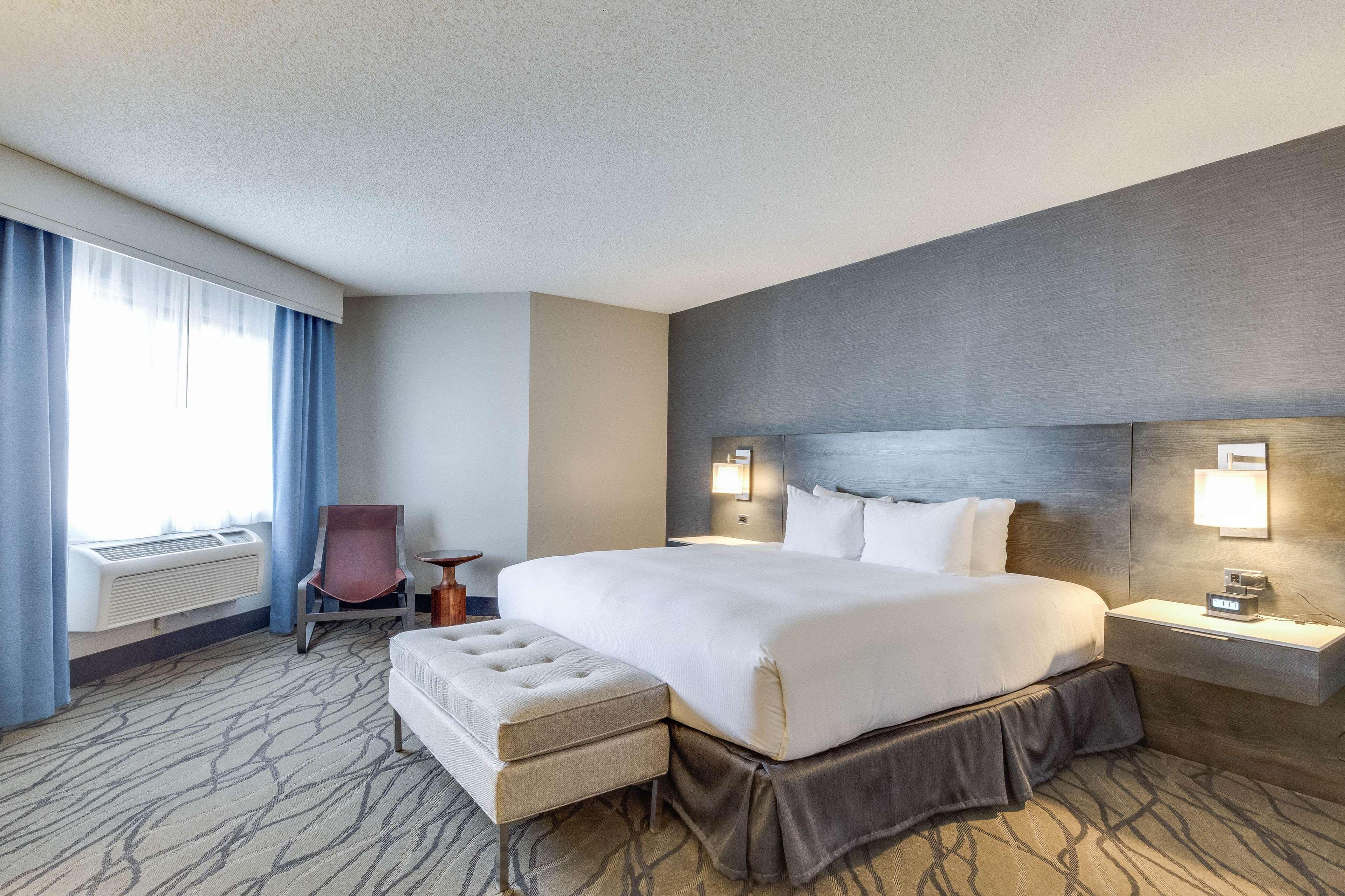 Doubletree By Hilton Racine Harbourwalk Hotel Exterior foto