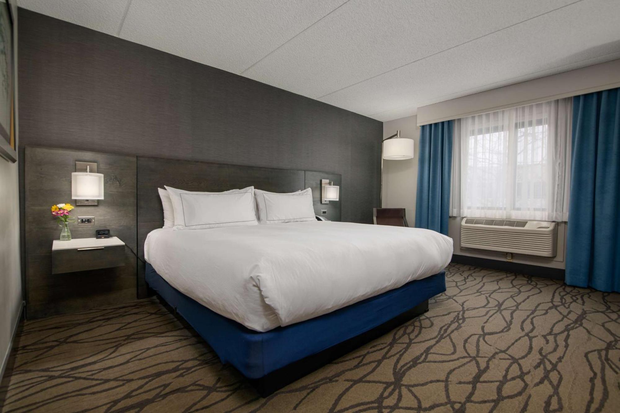 Doubletree By Hilton Racine Harbourwalk Hotel Exterior foto